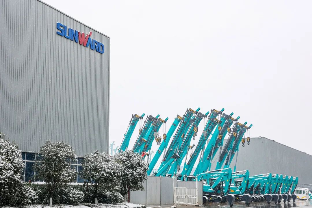 瑞雪兆有年，，，，，，，，邀您共赏雪中LETOU乐投！