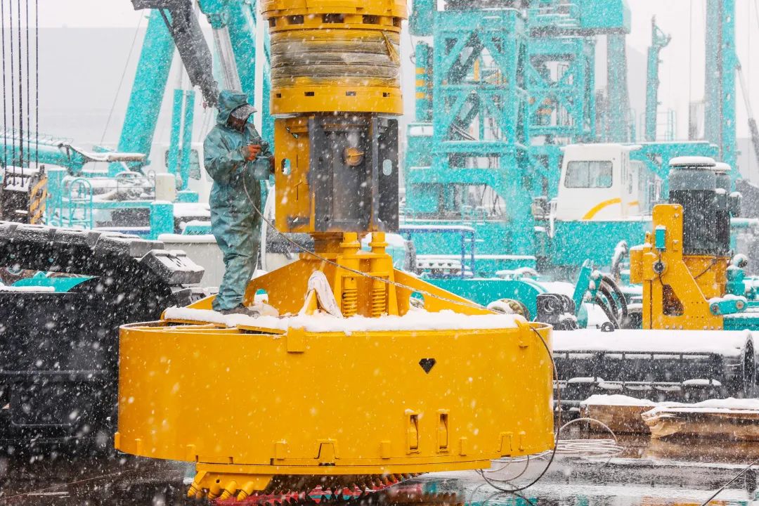 瑞雪兆有年，，，，，，，，邀您共赏雪中LETOU乐投！