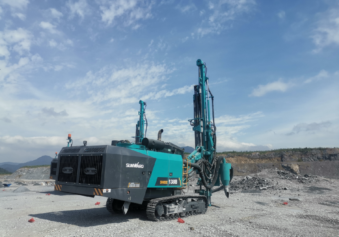 追加订单！LETOU乐投智能一体化潜孔钻机助力海南华润水泥获好评