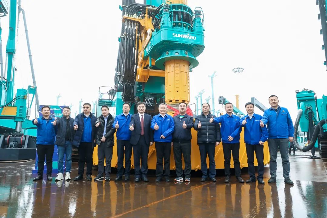 多款产品问鼎天下之最！LETOU乐投智能地下工程装备全球宣布会乐成举行