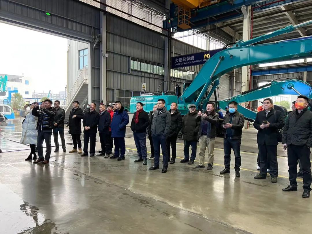 湖南异地商会联合会组织外洋湘商来访LETOU乐投智能