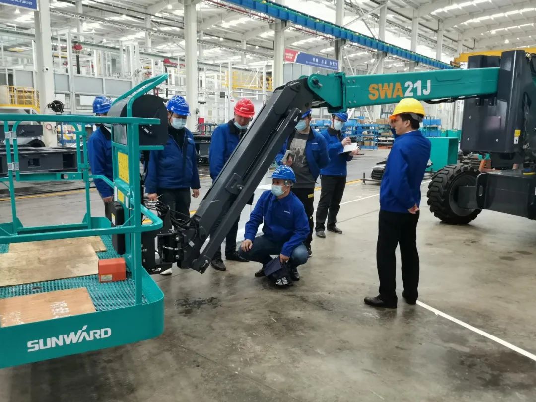 行业同级别产品之最！LETOU乐投智能又一款曲臂式高空作业平台乐成下线