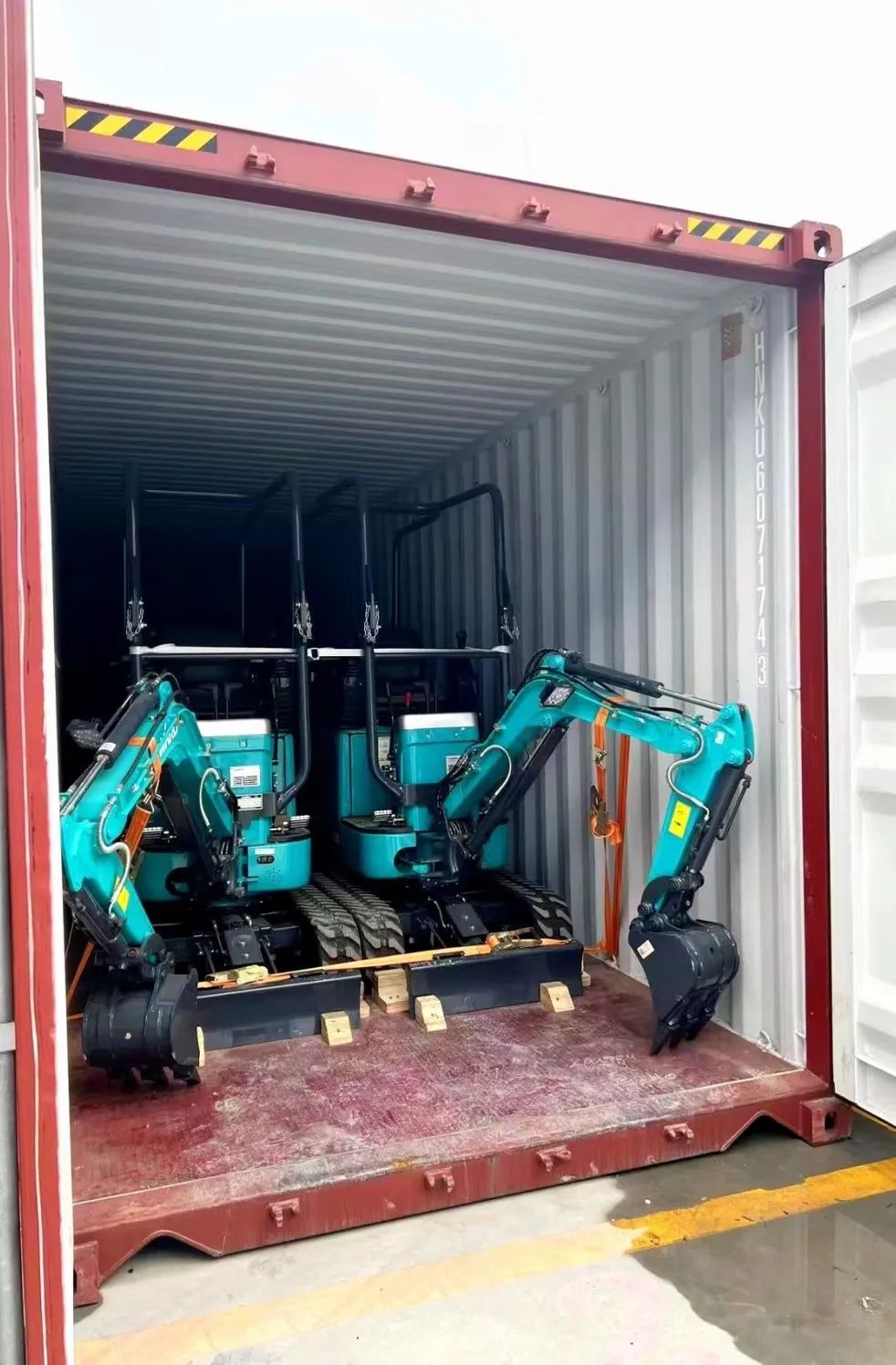 一连进军国际市。。。。。≈信钒嗔校ǔど常㎜ETOU乐投智能专列乐成首发