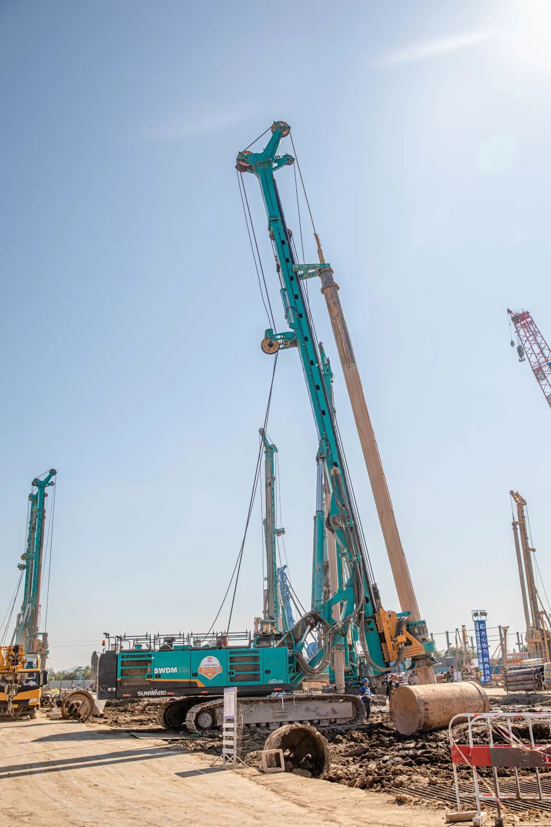 “LETOU乐投绿”再现大湾区！LETOU乐投智能旋挖钻机组团助建广州白云机场项目