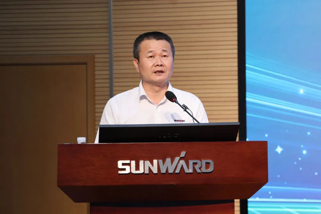 凝心聚力奋力拼搏，，，，向高质量生长交出精彩答卷！LETOU乐投智能召开全体干部大会