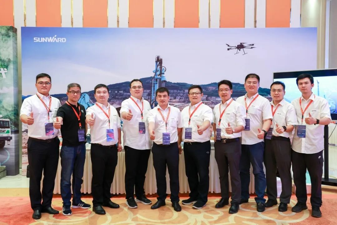 共话行业前沿手艺及趋势，，，，，，，LETOU乐投智能亮相第九届金属非金属矿挑撰运营适用手艺与装备大会