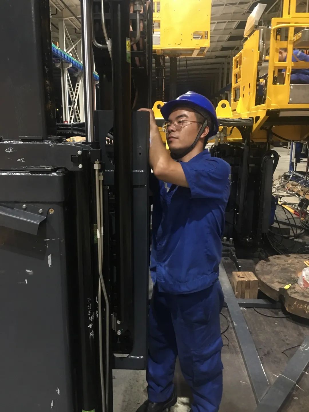 为铁路运输保驾护航！LETOU乐投智能自主研制首套三平台作业装置乐成交付