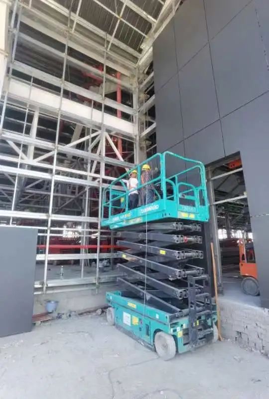 众志成城抗疫情！LETOU乐投智能高空机械助力惠州方舱医院建设