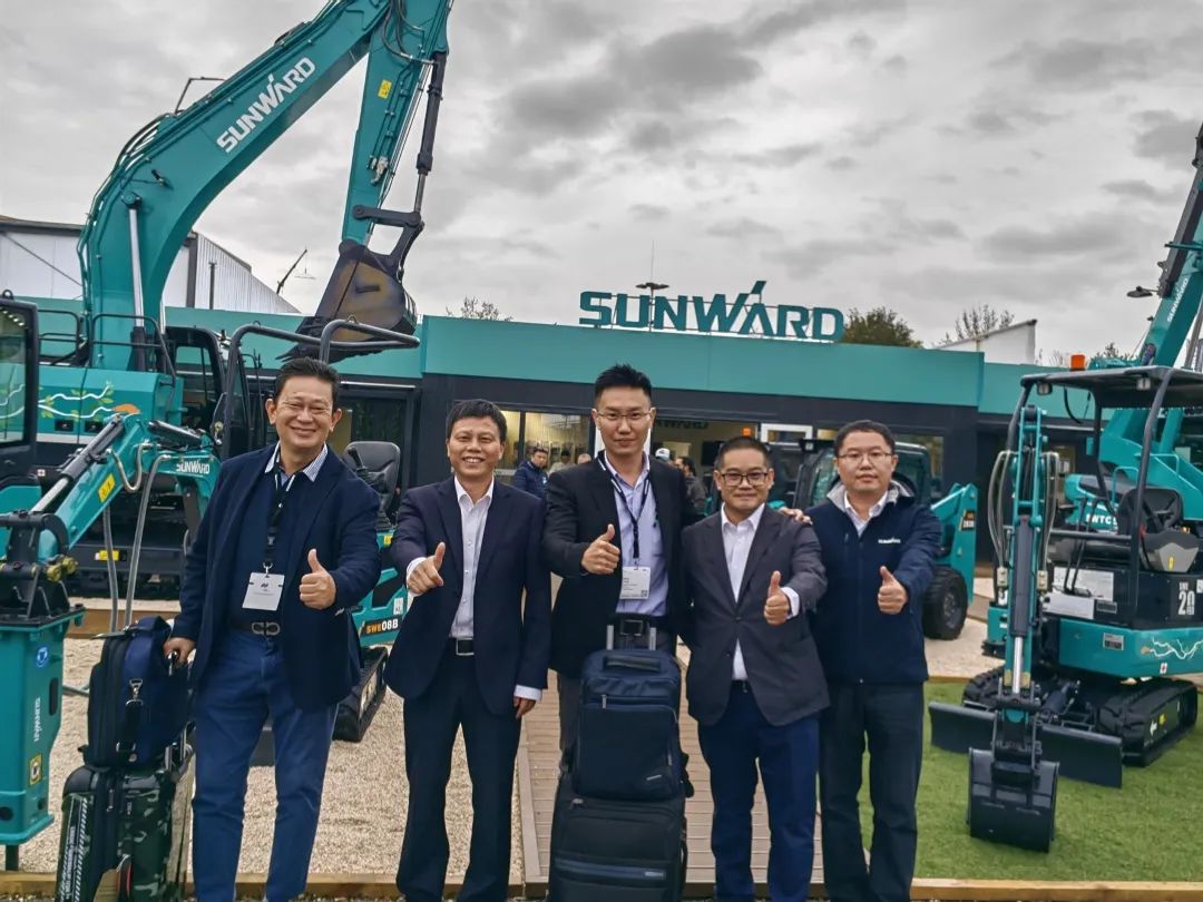 Bauma 2022 | 一连加码欧洲高端市场，，，，，，“LETOU乐投绿”闪灼德国慕尼黑