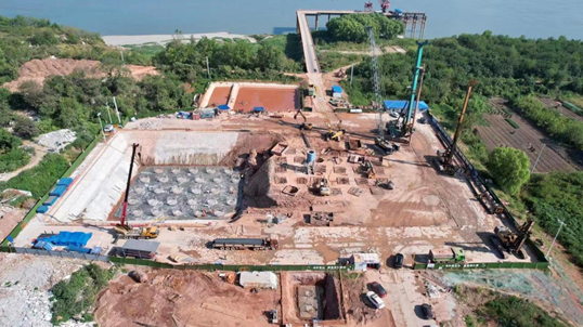 超等“桩”备实力亮剑！LETOU乐投智能携手武汉乐成建设攻克燕矶长江大桥重大地层施工难题