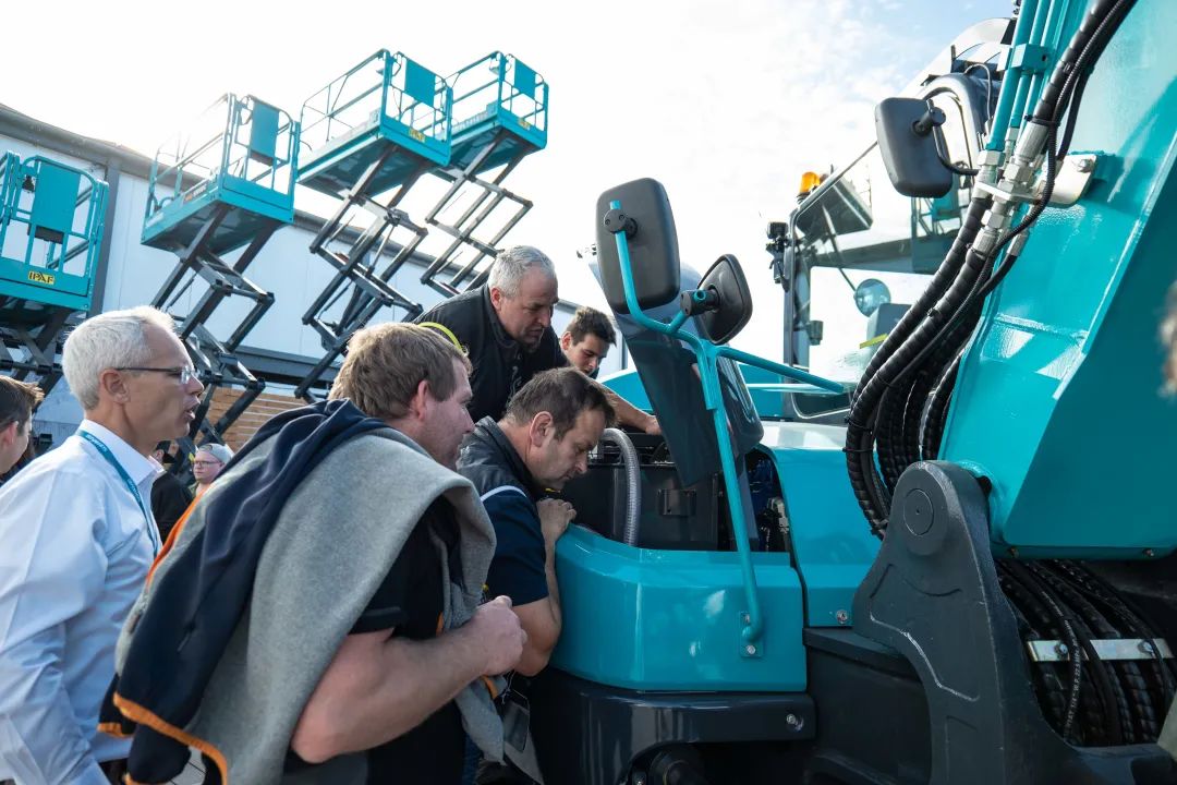 Bauma 2022 | 一组火热现场图带您重温LETOU乐投智能德国宝马展之旅