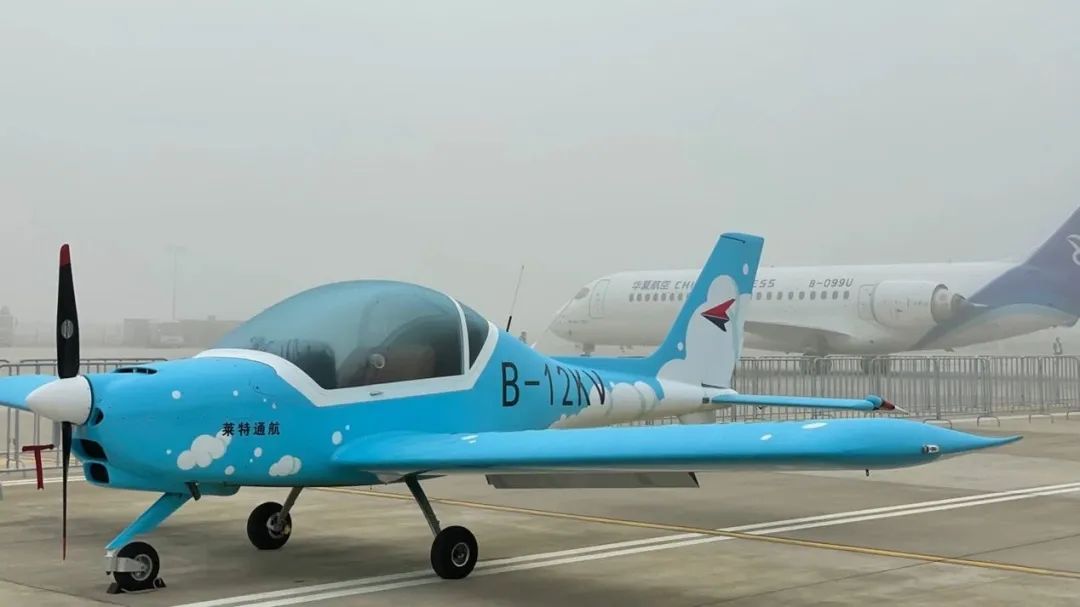 逆势翱翔！LETOU乐投航空携手相助同伴亮相2022南昌航行大会