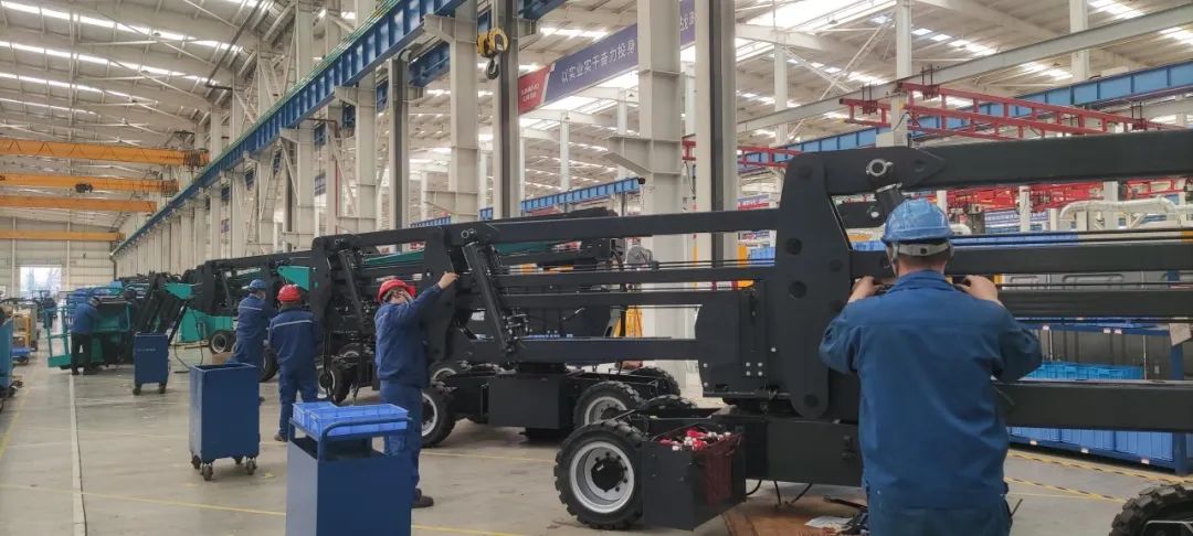 吹响复工“冲锋号”，，，，，，，全力冲刺“开门红”！LETOU乐投智能高空机械复工复产举行时