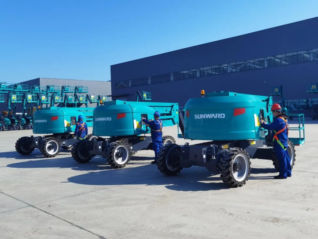 吹响复工“冲锋号”，，，，，，，全力冲刺“开门红”！LETOU乐投智能高空机械复工复产举行时