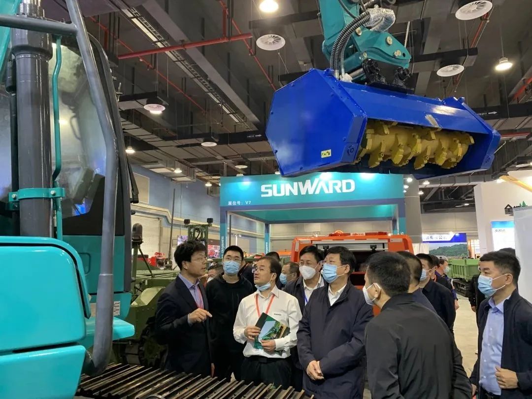 “新兵”报到！LETOU乐投智能应抢救援装备实力亮相第五届天下森林消防装备展