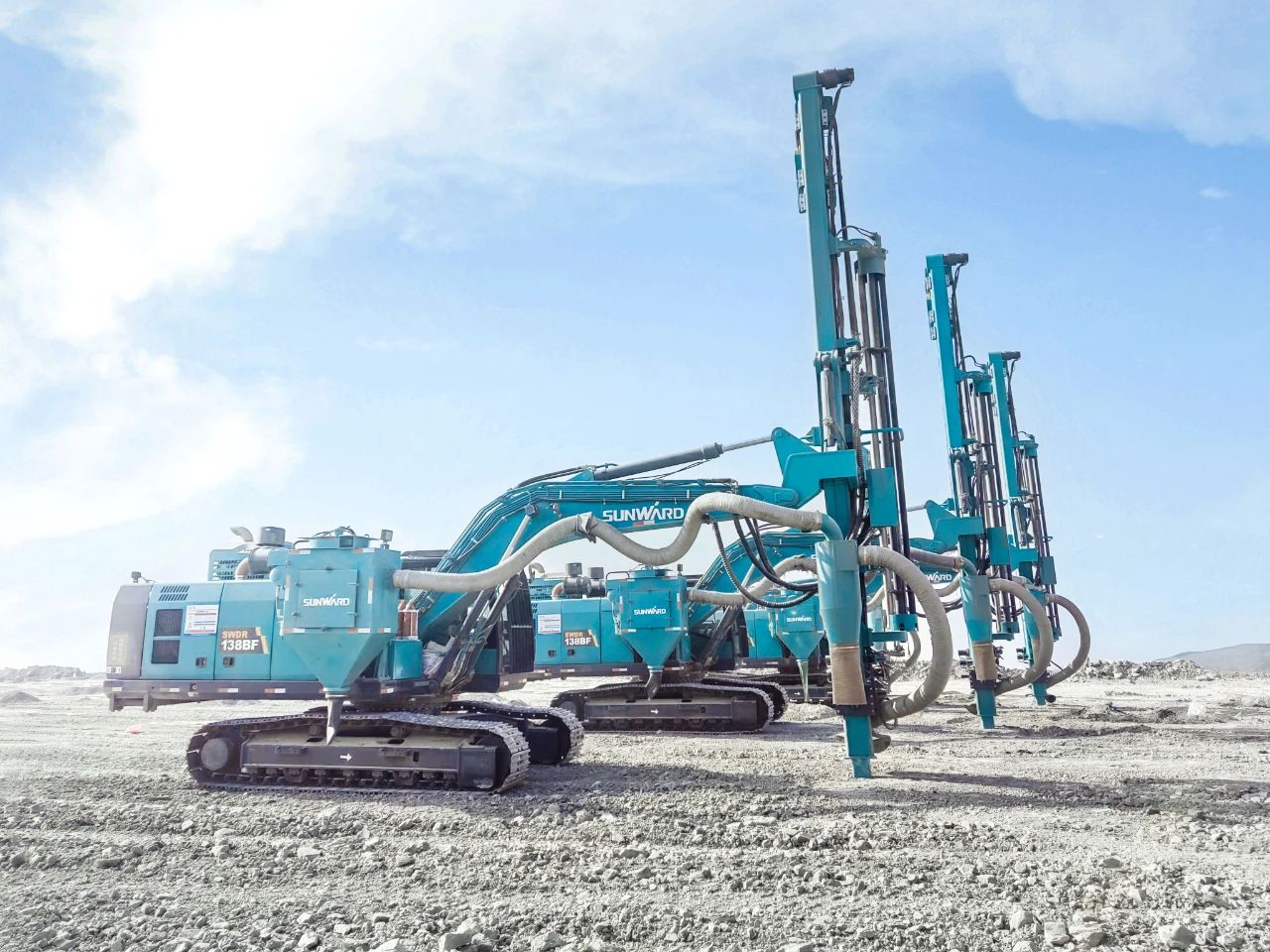 “绿色智能矿山建设专家”！LETOU乐投智能全新一代切削潜孔一体式钻机重拳出击