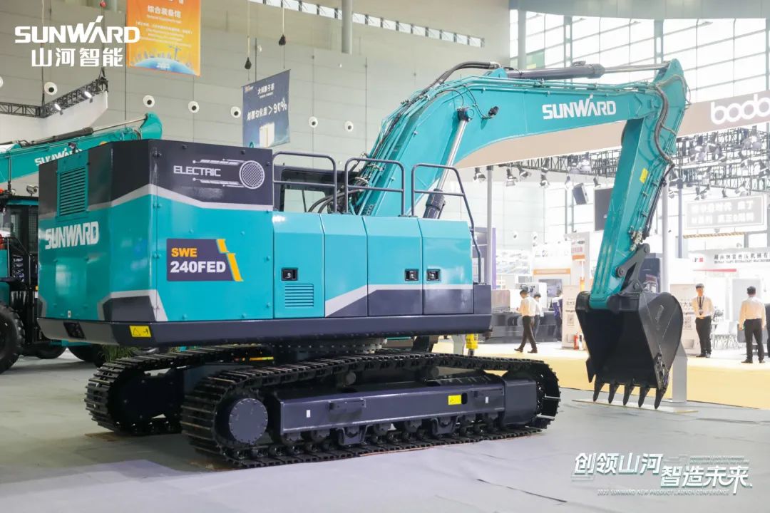 2023 CICEE | LETOU乐投智能亮相2023长沙国际工程机械展！智能化、电动化产品站C位