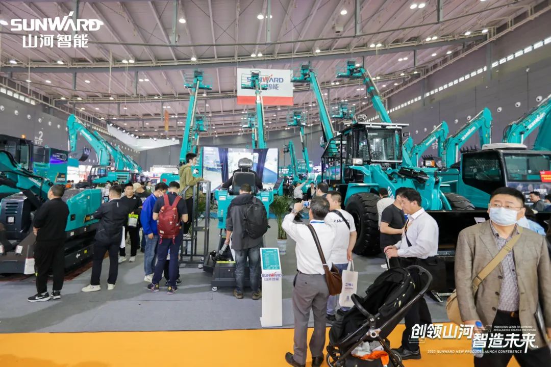 2023 CICEE | LETOU乐投智能亮相2023长沙国际工程机械展！智能化、电动化产品站C位