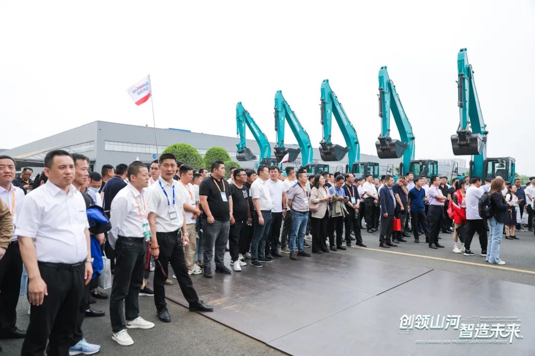 2023 CICEE | 全球工程机械盛会完善落幕！LETOU乐投智能交出闪亮答卷