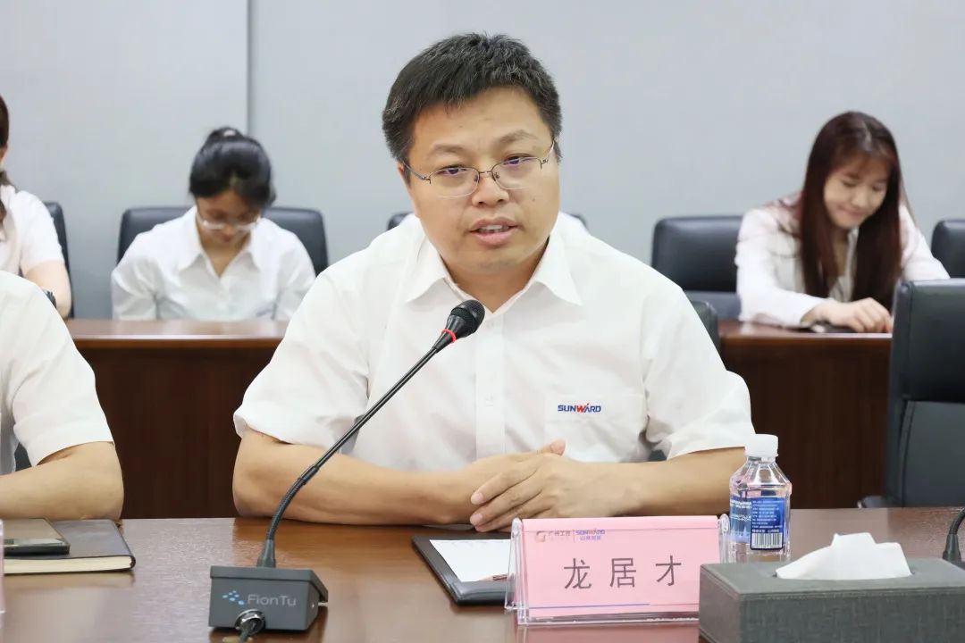 携手开启绿色转型之路！LETOU乐投智能&南京盖百氏增程式电动旋挖钻机签约仪式乐成举行