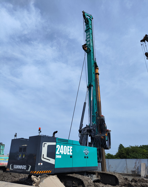 出道即巅峰！LETOU乐投智能增程式电动旋挖钻机硬核给“利”