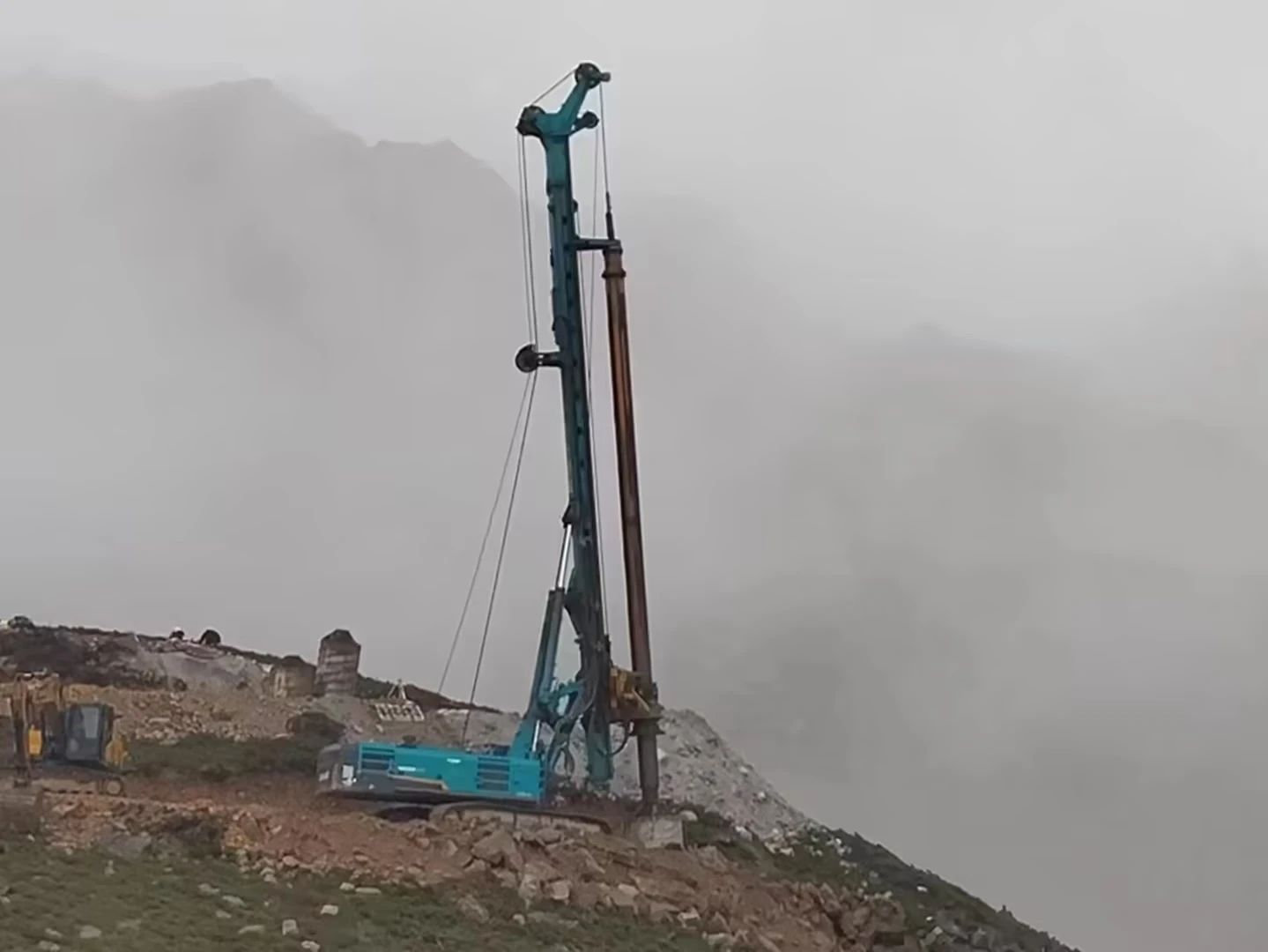 助力天下最高海拔特高压直流输电工程，，，，LETOU乐投智能旋挖钻机展现硬核实力