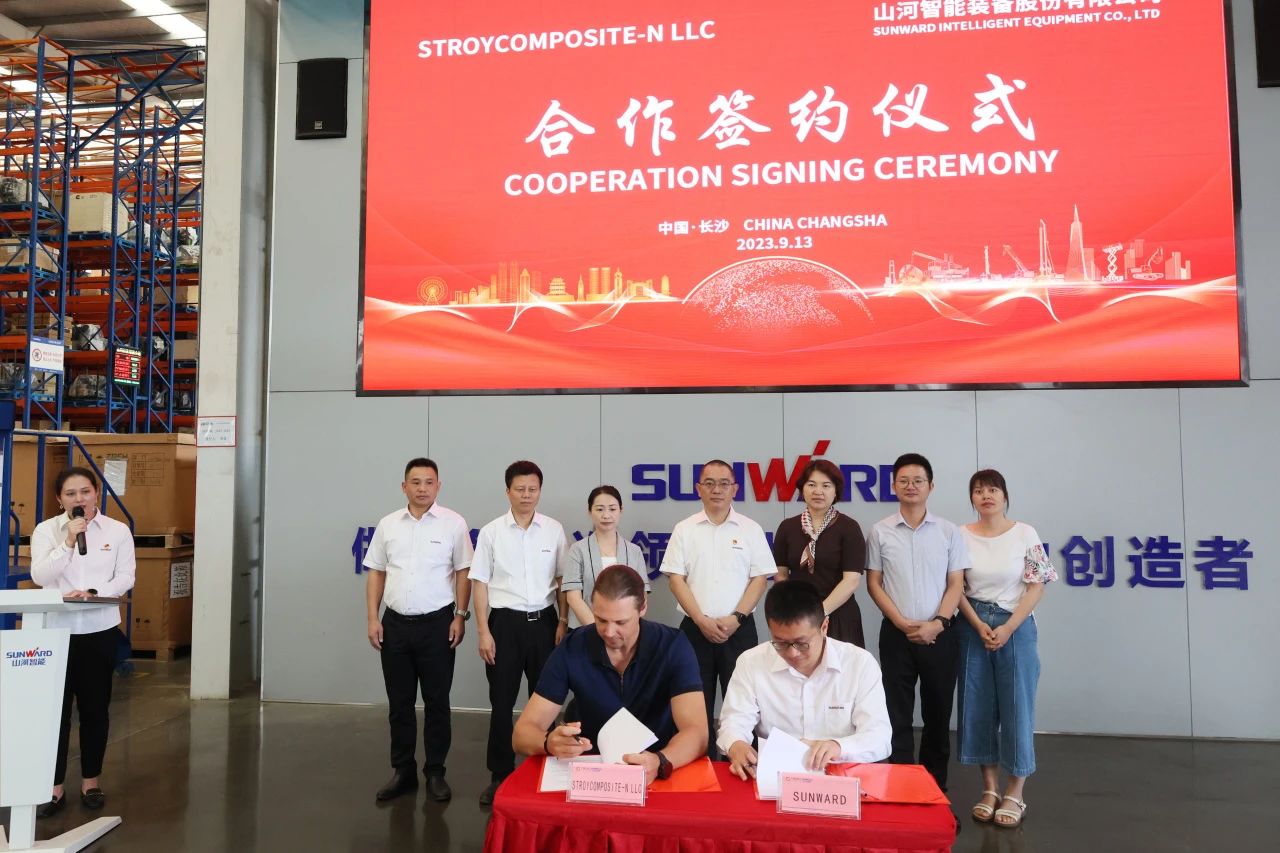 一连进军国际市场。。ETOU乐投智能近百台装备集中发货