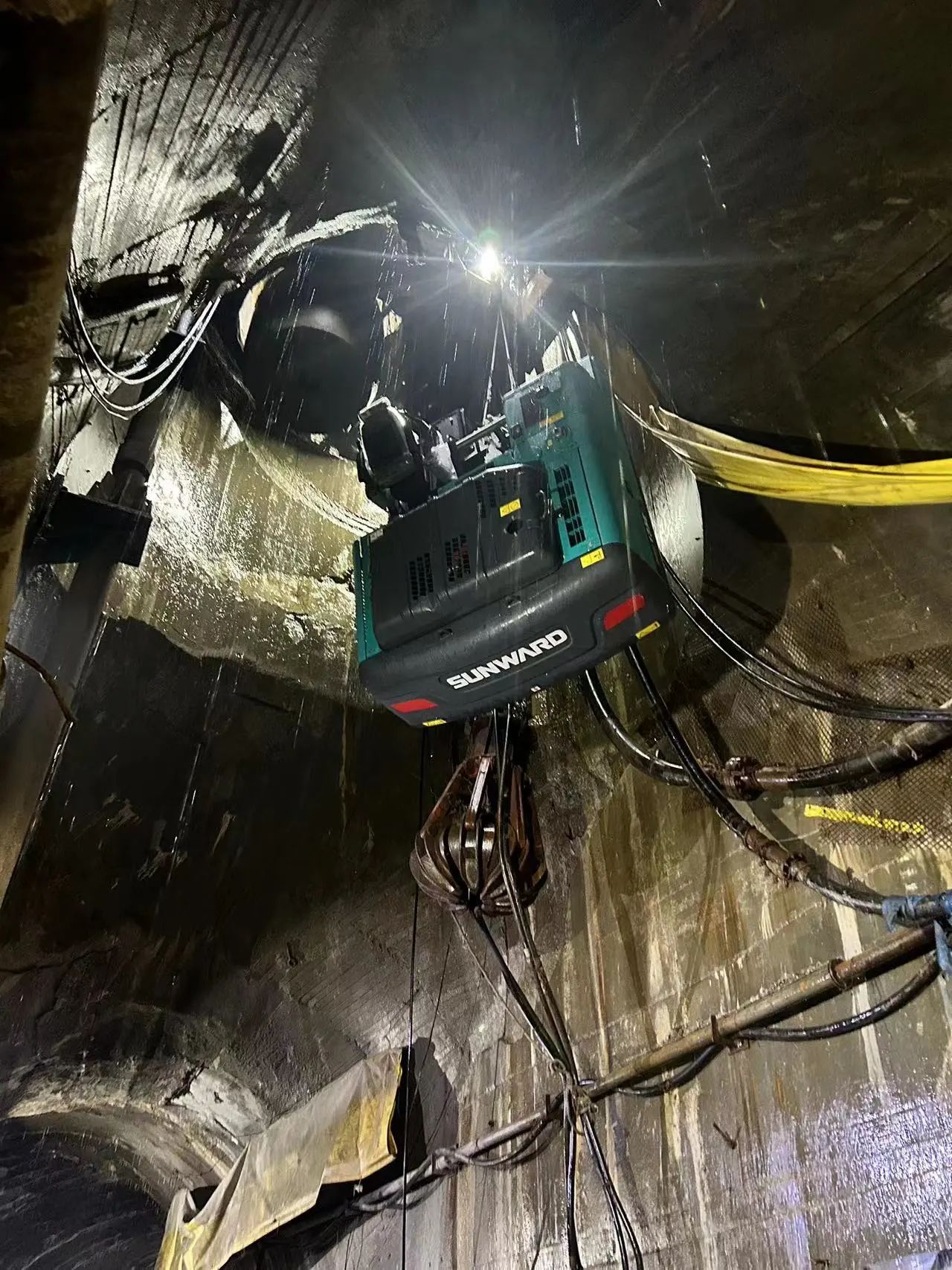 LETOU乐投智能售后效劳：全力以赴，，，，，付与机械生命与活力