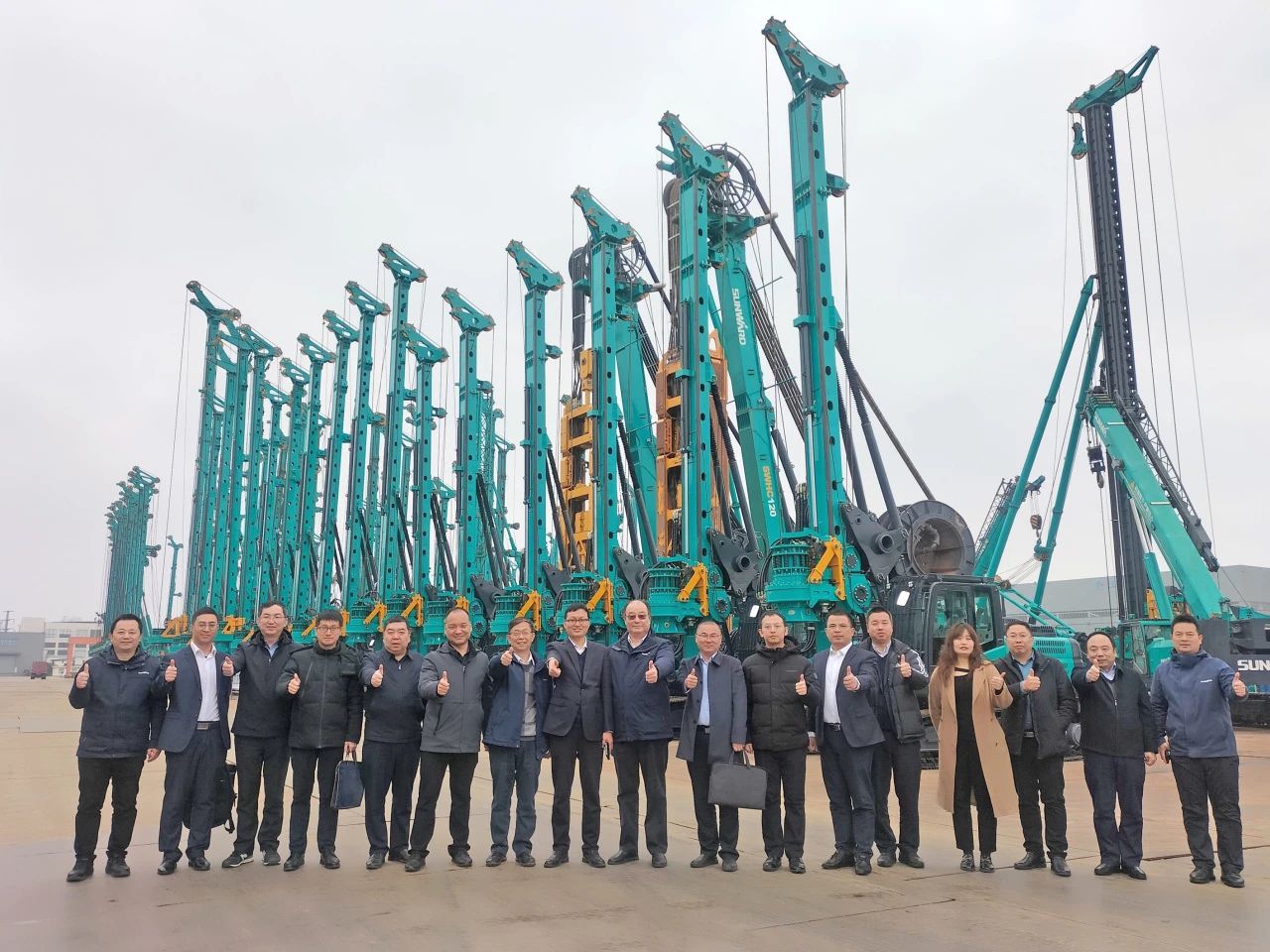 增强全方位相助！中铁二十局到访LETOU乐投智能