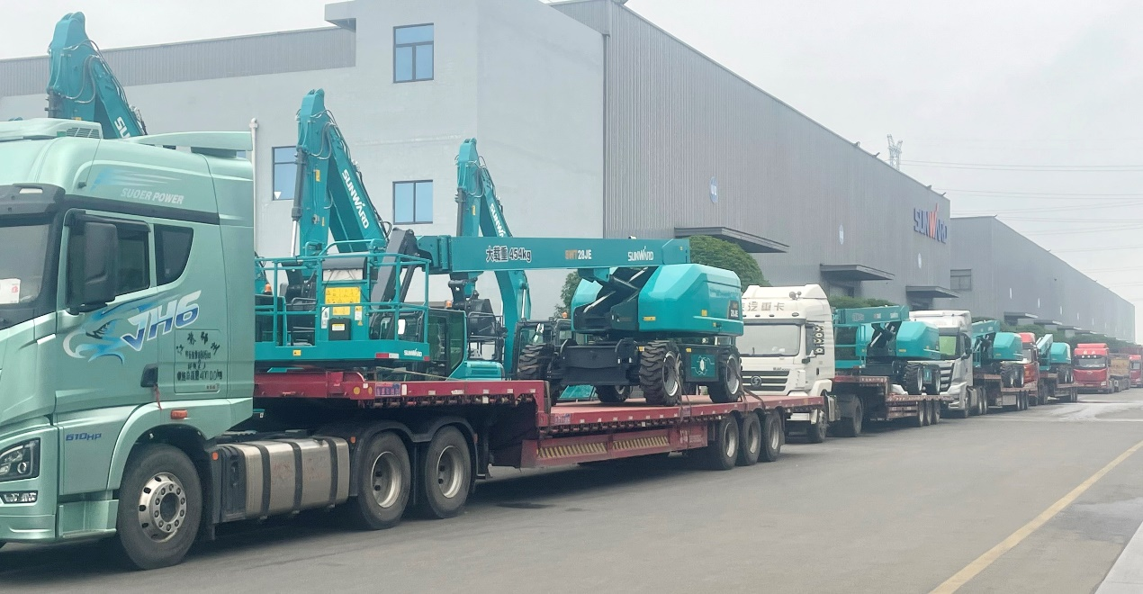 共启相助新纪元！LETOU乐投智能SWT28JE电动直臂高空作业平台批量发货华东市场