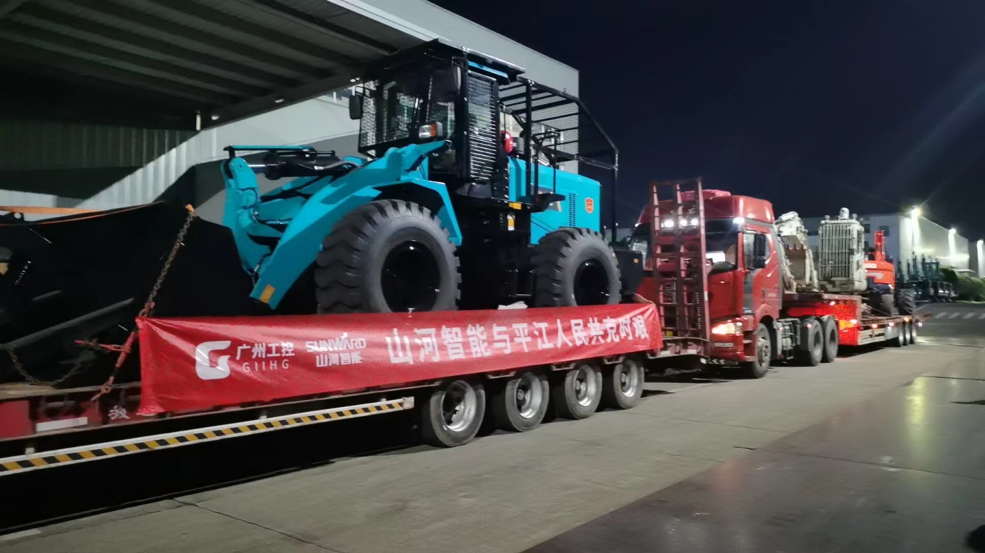 驰援湖南平江抗洪抢险，，，，，，共克时艰显继续