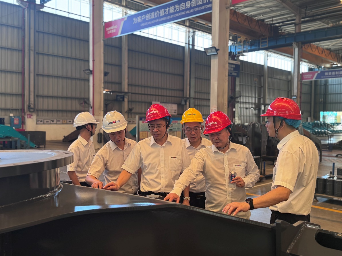 战高温，，，，，，，，保清静--LETOU乐投智能开展高温防暑专项清静检查