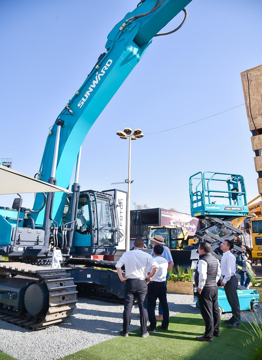 跨越山海，，，，重器远航！LETOU乐投智能亮相南非最大矿业展会