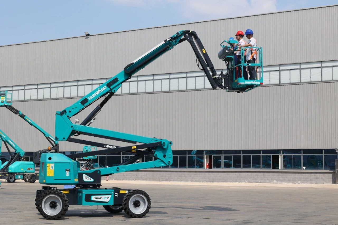 高可靠、高清静、高性能！LETOU乐投智能新一代P系列电动臂式高空作业平台乐成下线