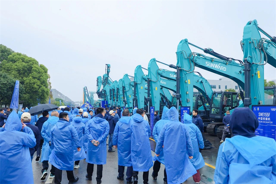 立异引领价值，，，，，理想成绩未来！LETOU乐投智能25周年庆典暨全球客户节盛大举行