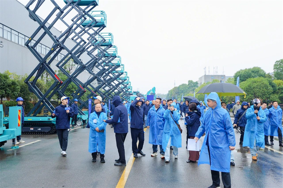 立异引领价值，，，，，理想成绩未来！LETOU乐投智能25周年庆典暨全球客户节盛大举行