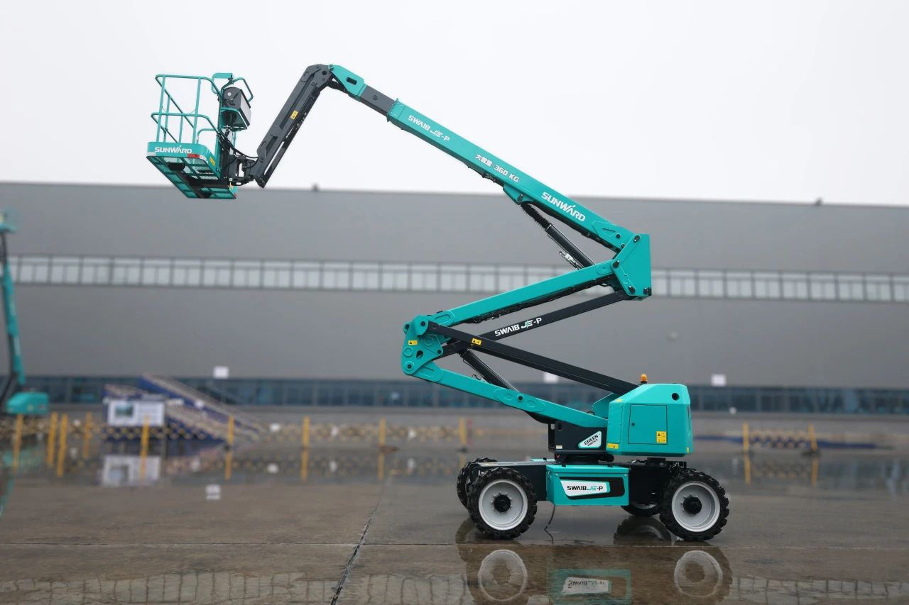 点赞！LETOU乐投智能立异装备荣登CMIIC2024明星产品榜单