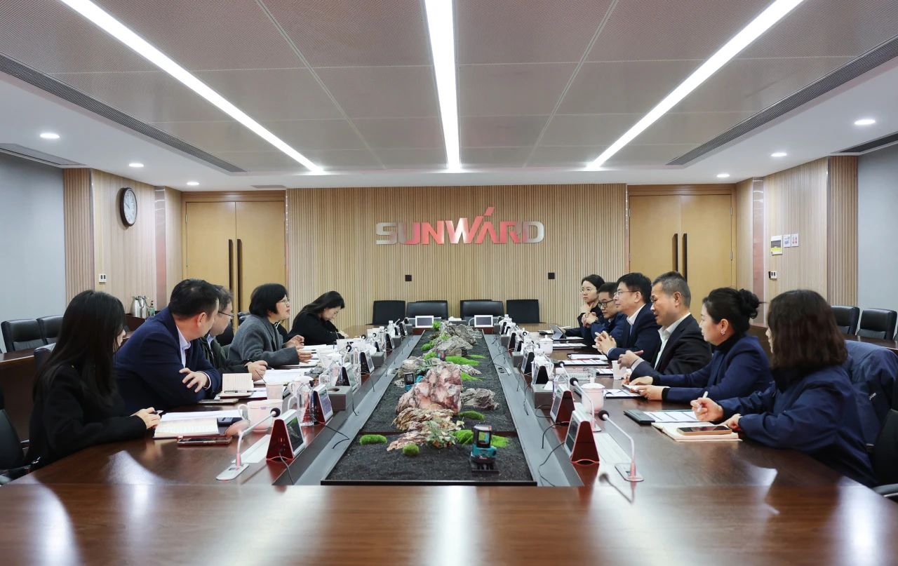 深化相助 共促出海——中国信保湖南分公司到访LETOU乐投智能