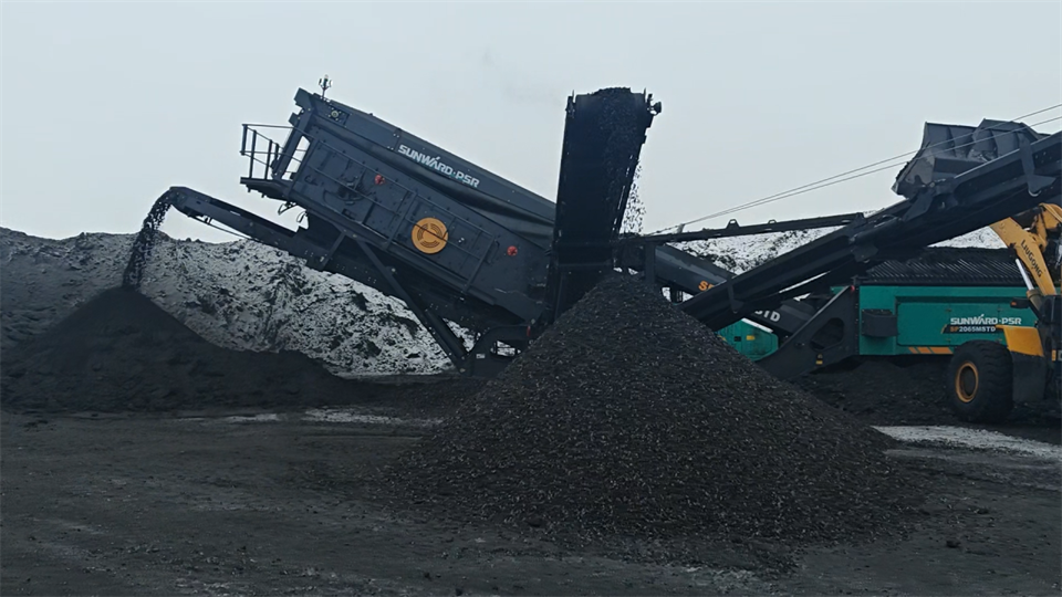 不惧-30℃极寒挑战，，，，，，，LETOU乐投普石勒破碎筛分装备稳固运行！