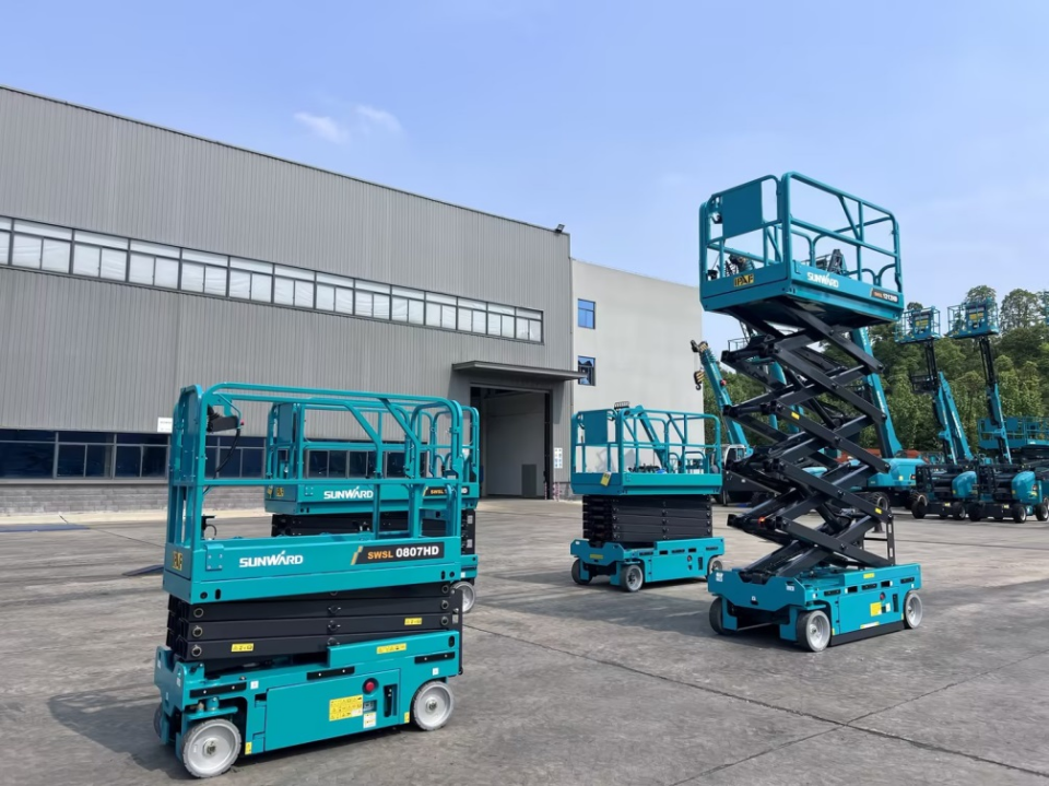 LETOU乐投智能电动液驱剪叉系列产品周全升级，，，为客户创立更大价值