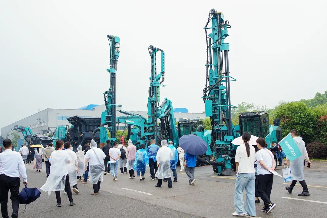 2025 CICEE | 为客户创立价值，，，，，，，LETOU乐投智能客户交流会圆满举行