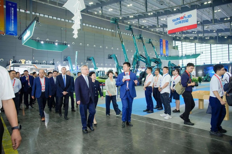 2025 CICEE | LETOU乐投智能实力闪灼2025长沙国际工程机械展