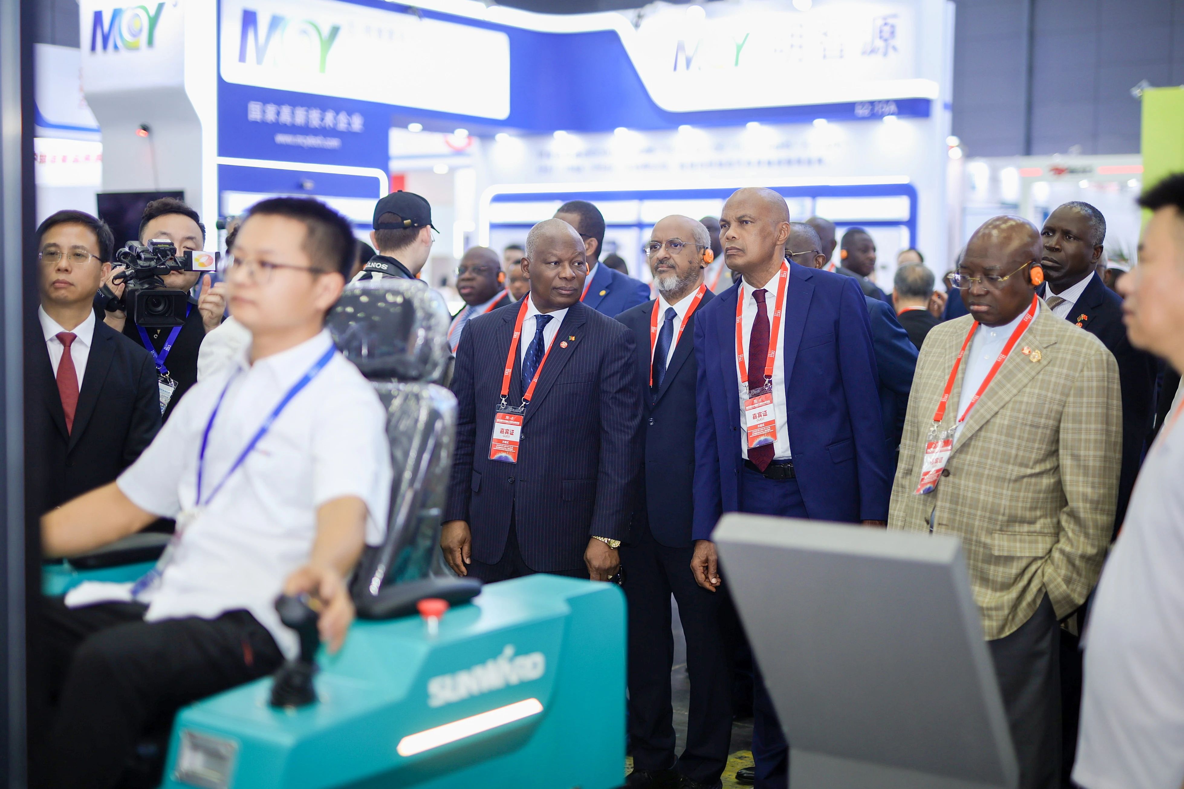 2025 CICEE | 圆满收官！LETOU乐投智能展区亮点精彩回首