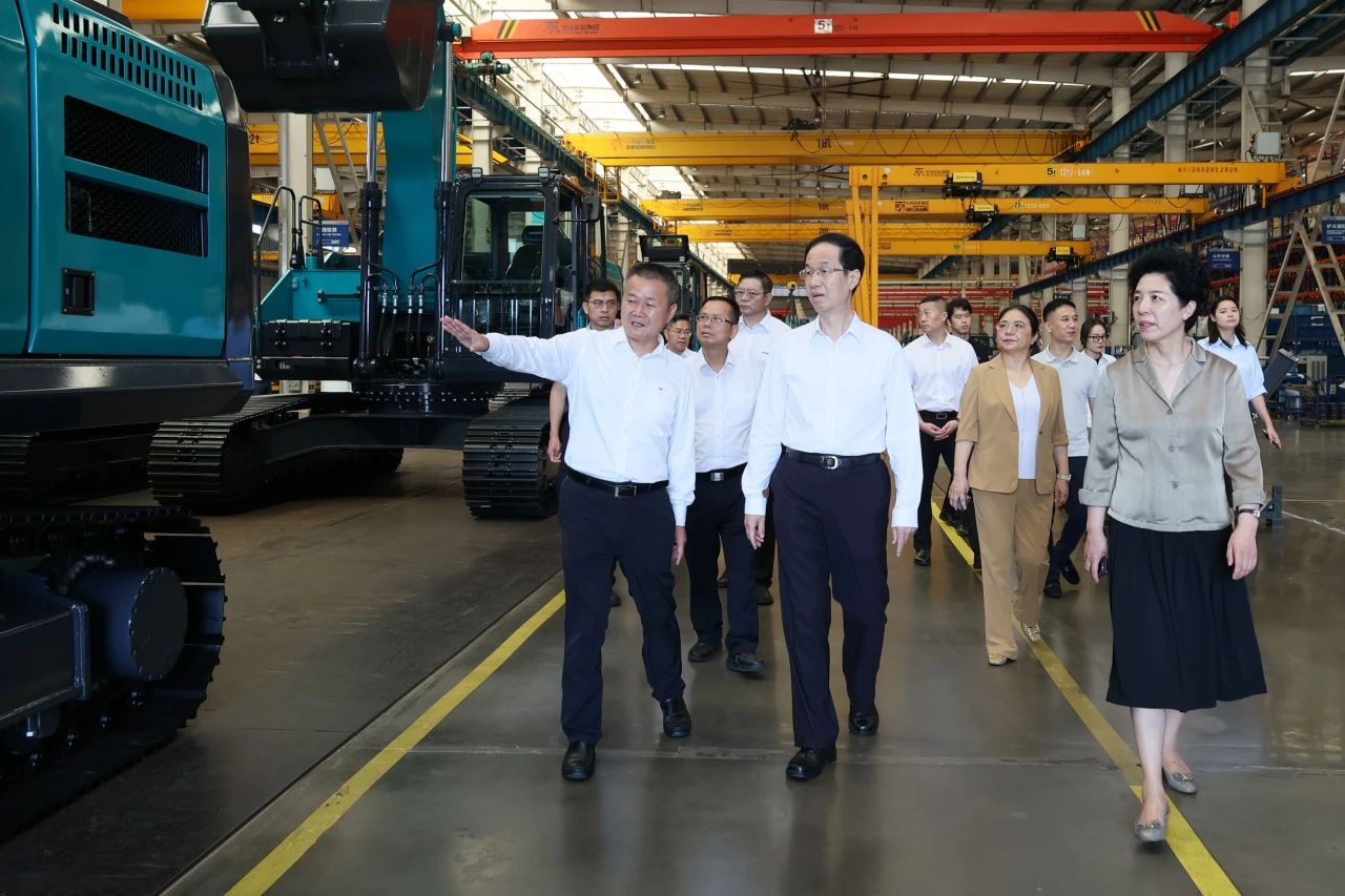 吉林省人大常委会党组书记、副主任高广滨调研LETOU乐投智能