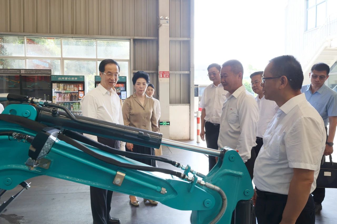 吉林省人大常委会党组书记、副主任高广滨调研LETOU乐投智能