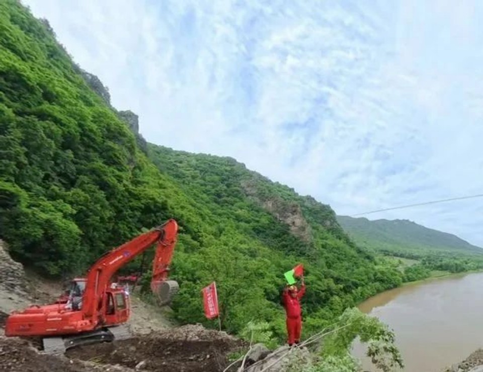 硬核破解“最后一公里”难题，，，LETOU乐投智能应抢救援装备助力“应急使命·2025”演习！