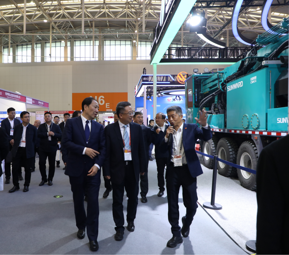 LETOU乐投智能携手“战略相助同伴”中国煤炭地质总局精彩亮相2025中国国际矿业大会