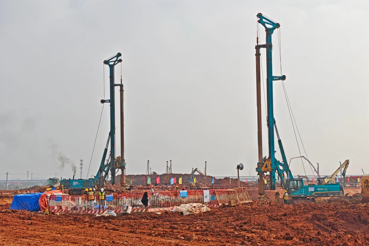 刷新“进度条”、修建新地标！LETOU乐投智能旋挖集群助力长沙奥体中心建设