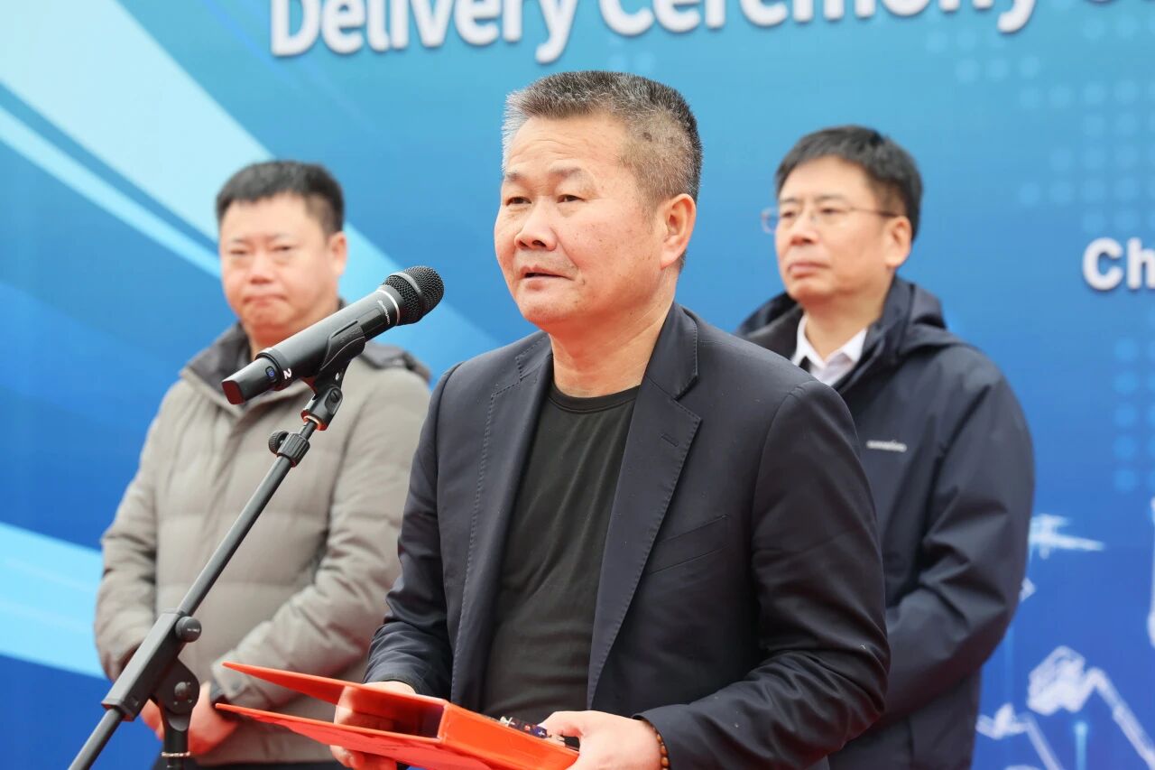 LETOU乐投智能SWE700FE电动挖掘机乐成交付，，，，，助力打造绿色智慧矿山